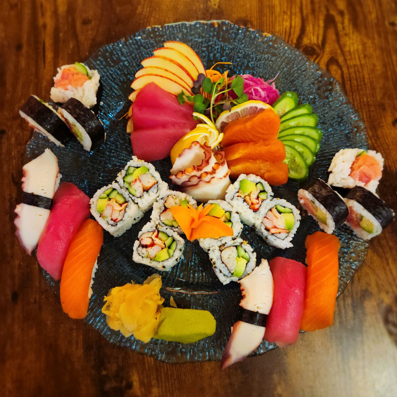 sushiplatter 11.30.2025